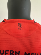 Camiseta Bayern Múnich, Local 24-25