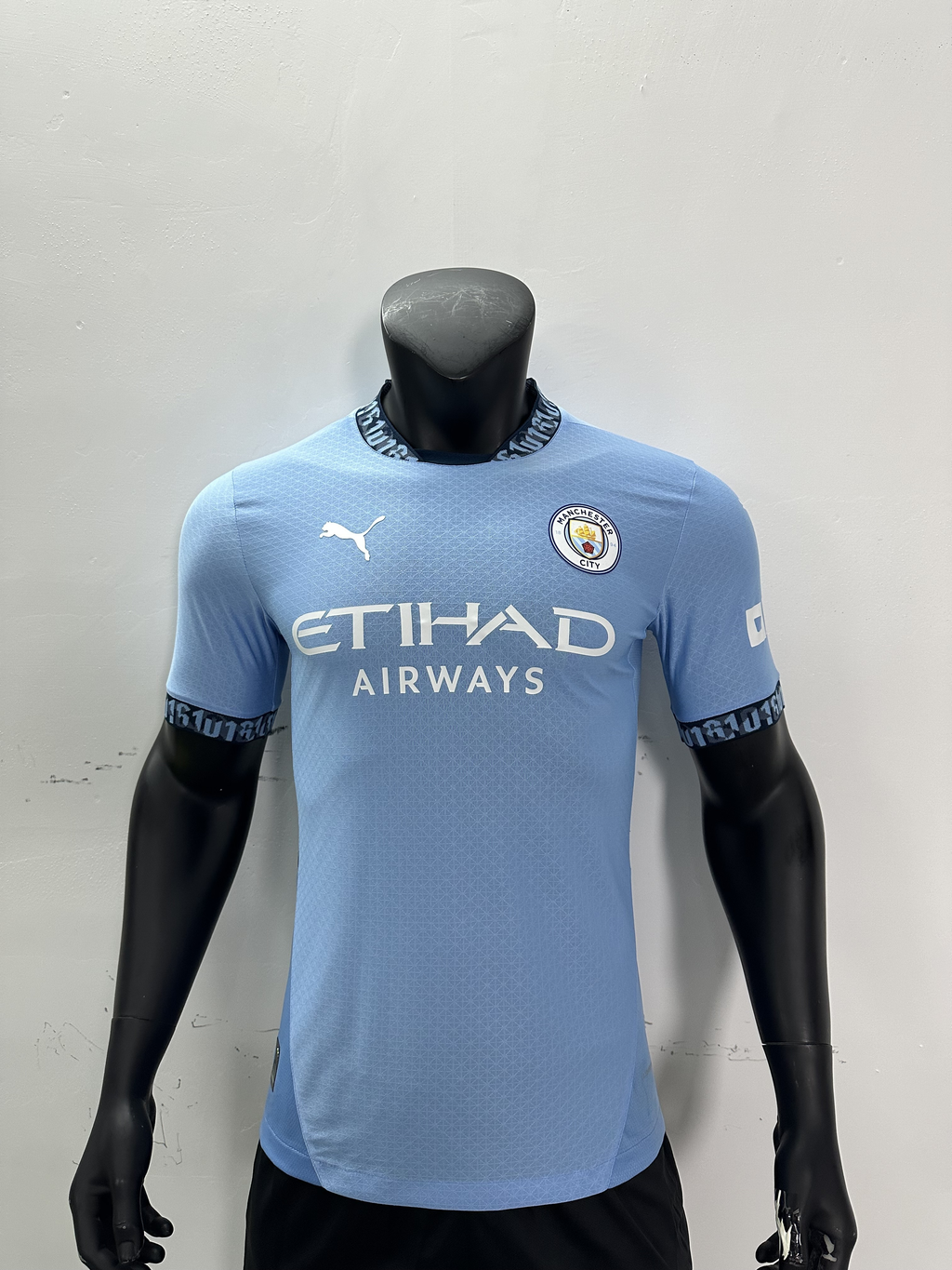 Camiseta Manchester City, Local 24-25
