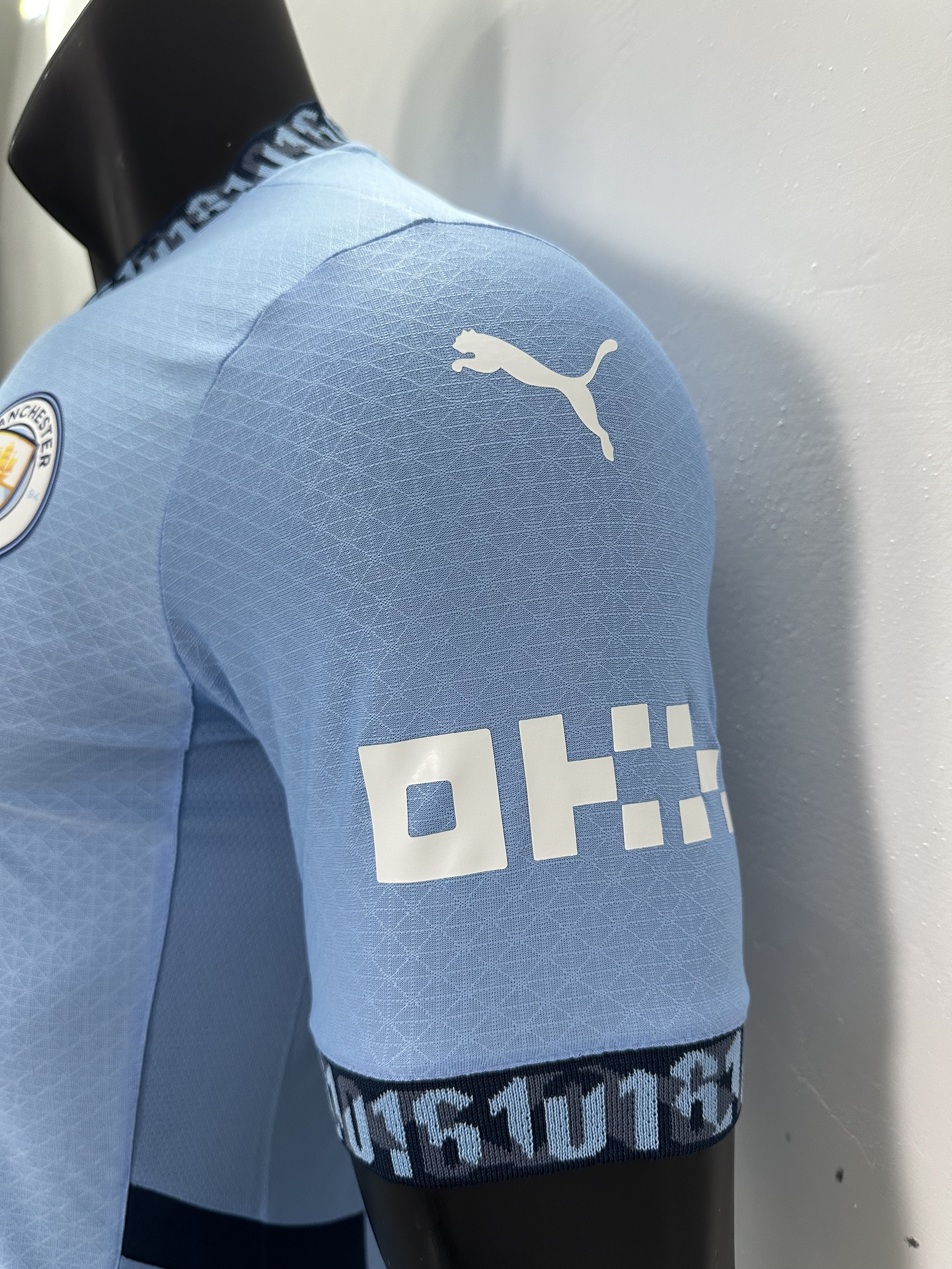 Camiseta Manchester City, Local 24-25