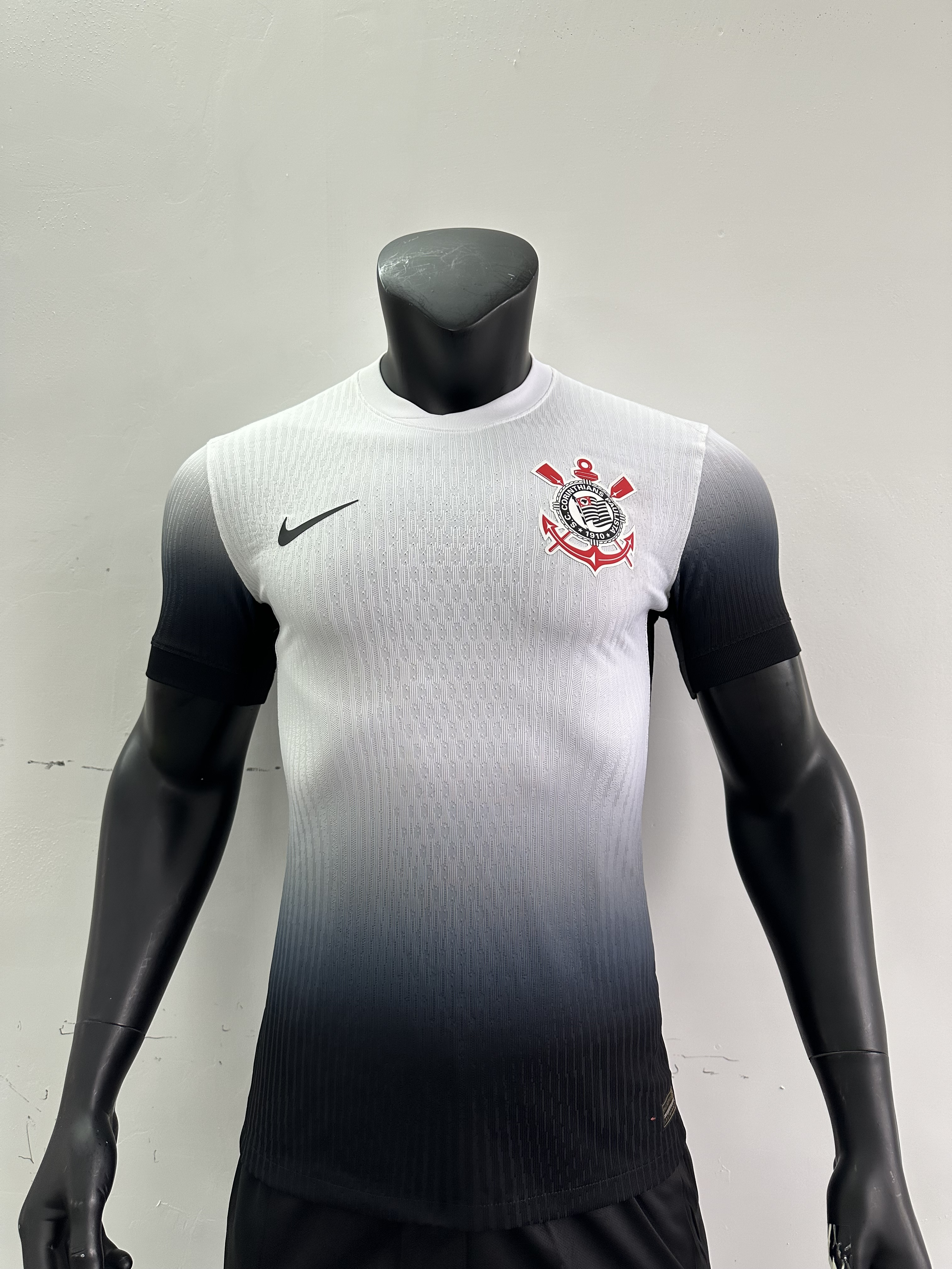 Camiseta Corinthians, Local 24-25