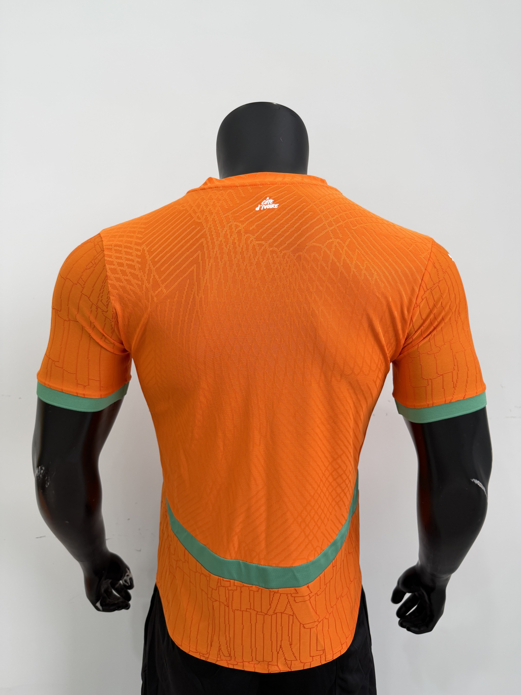 Camiseta Costa de Marfil, Local 24-25