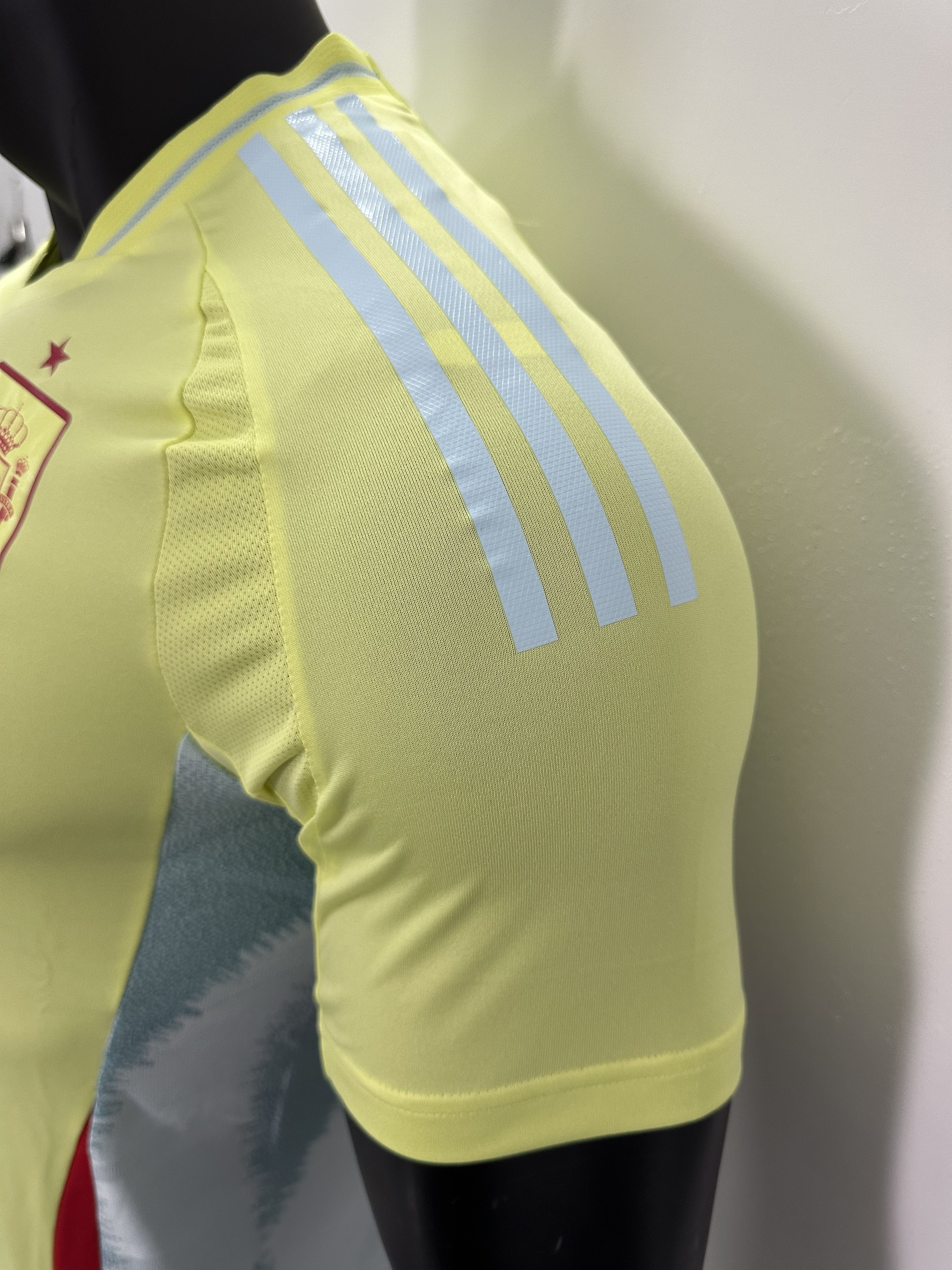 Camiseta España, Visitante 24-25