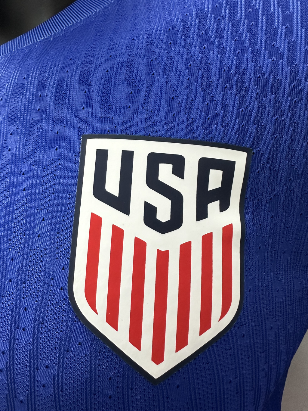 Camiseta Estados Unidos, Local 24-25