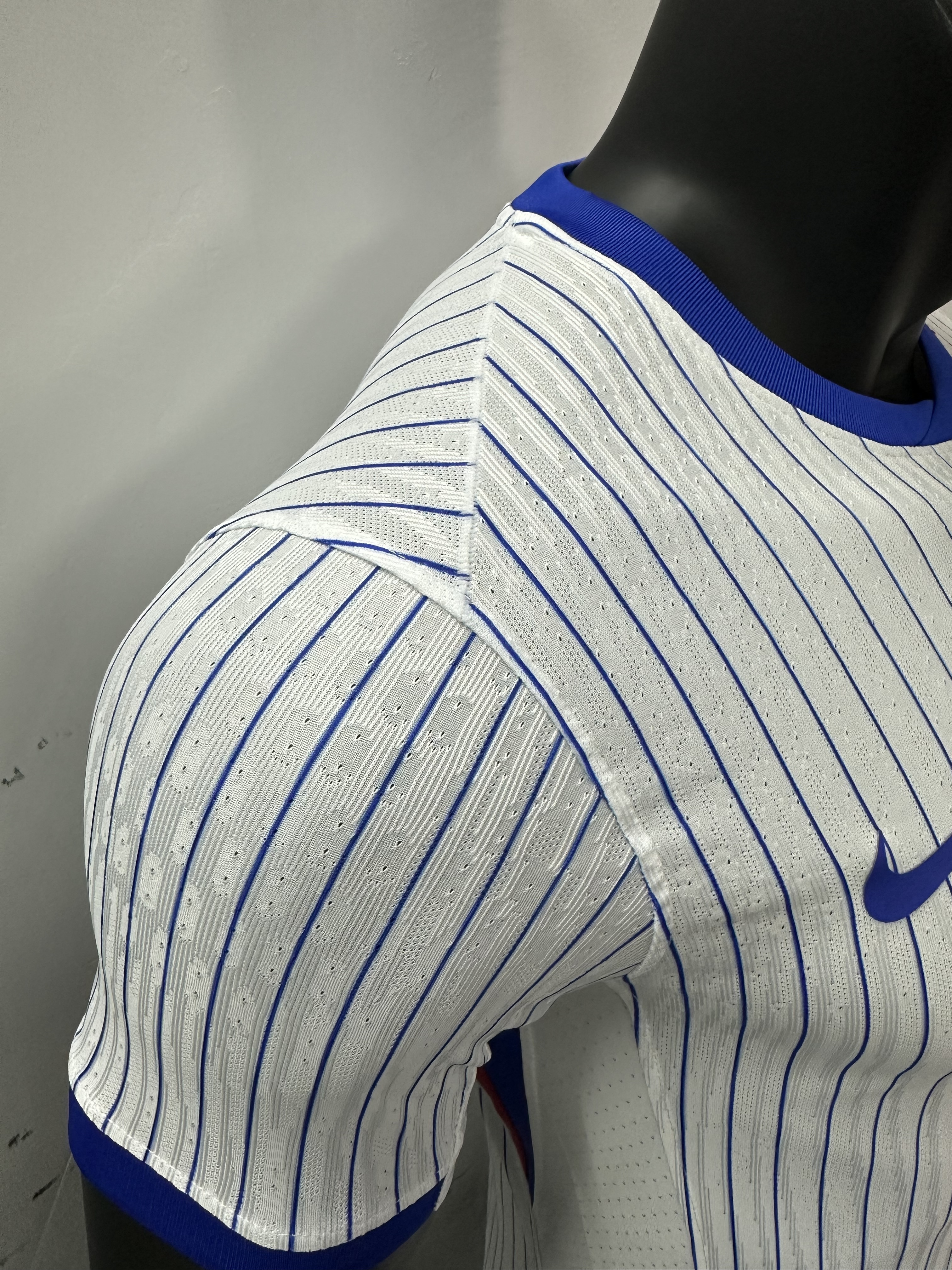 Camiseta Francia, Visitante 24-25