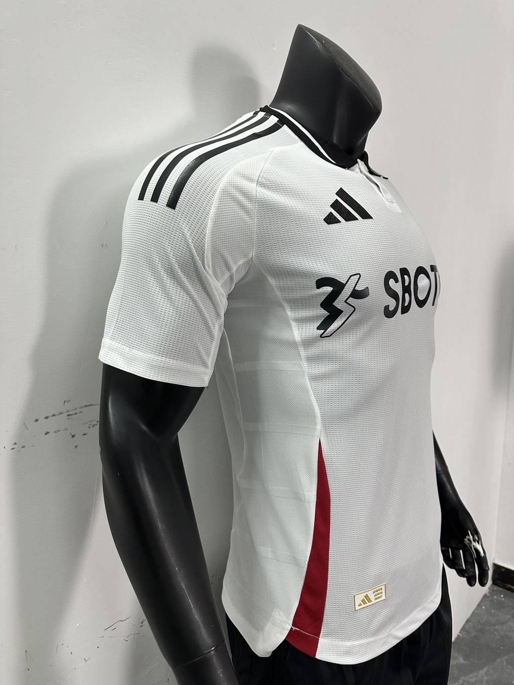 Camiseta Fulham, Local 24-25