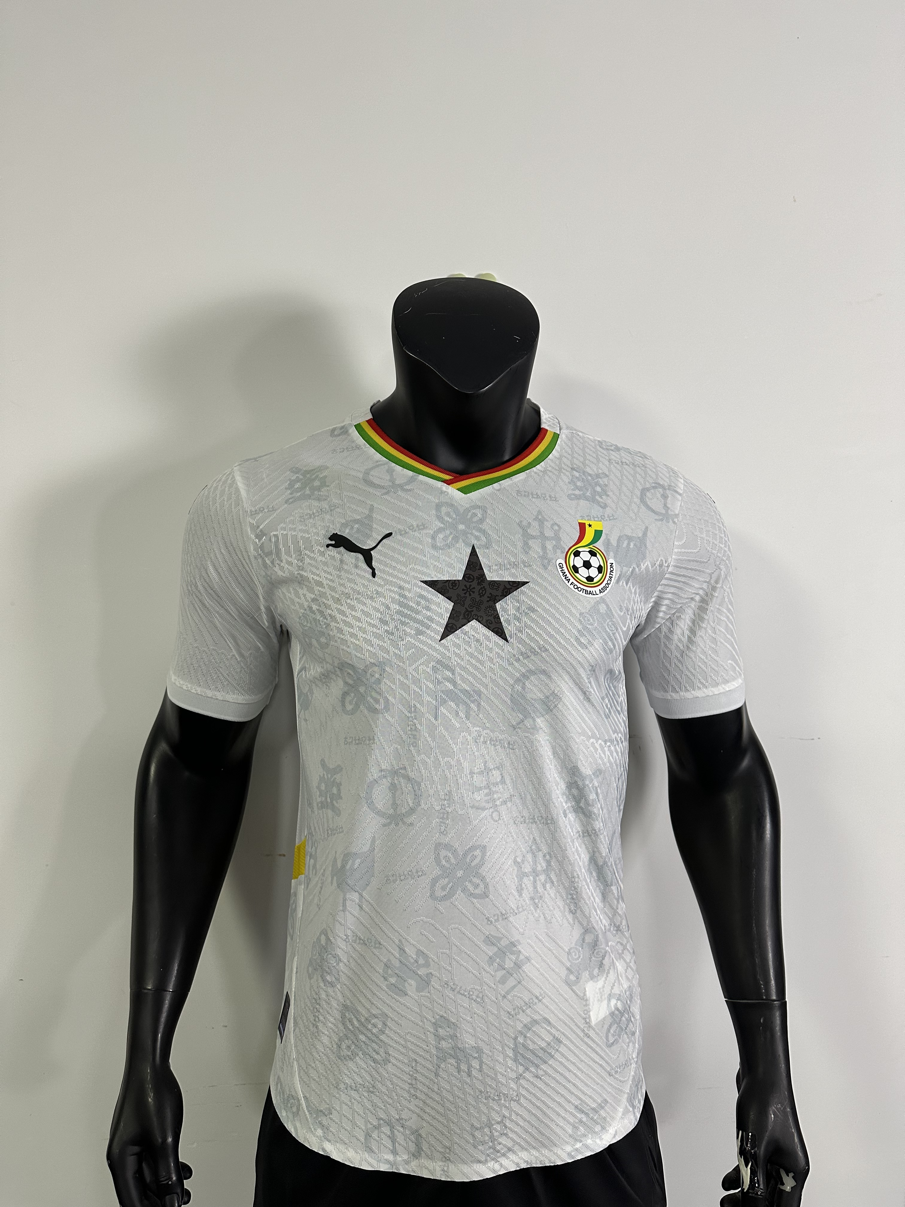 Camiseta Ghana, Local 24-25