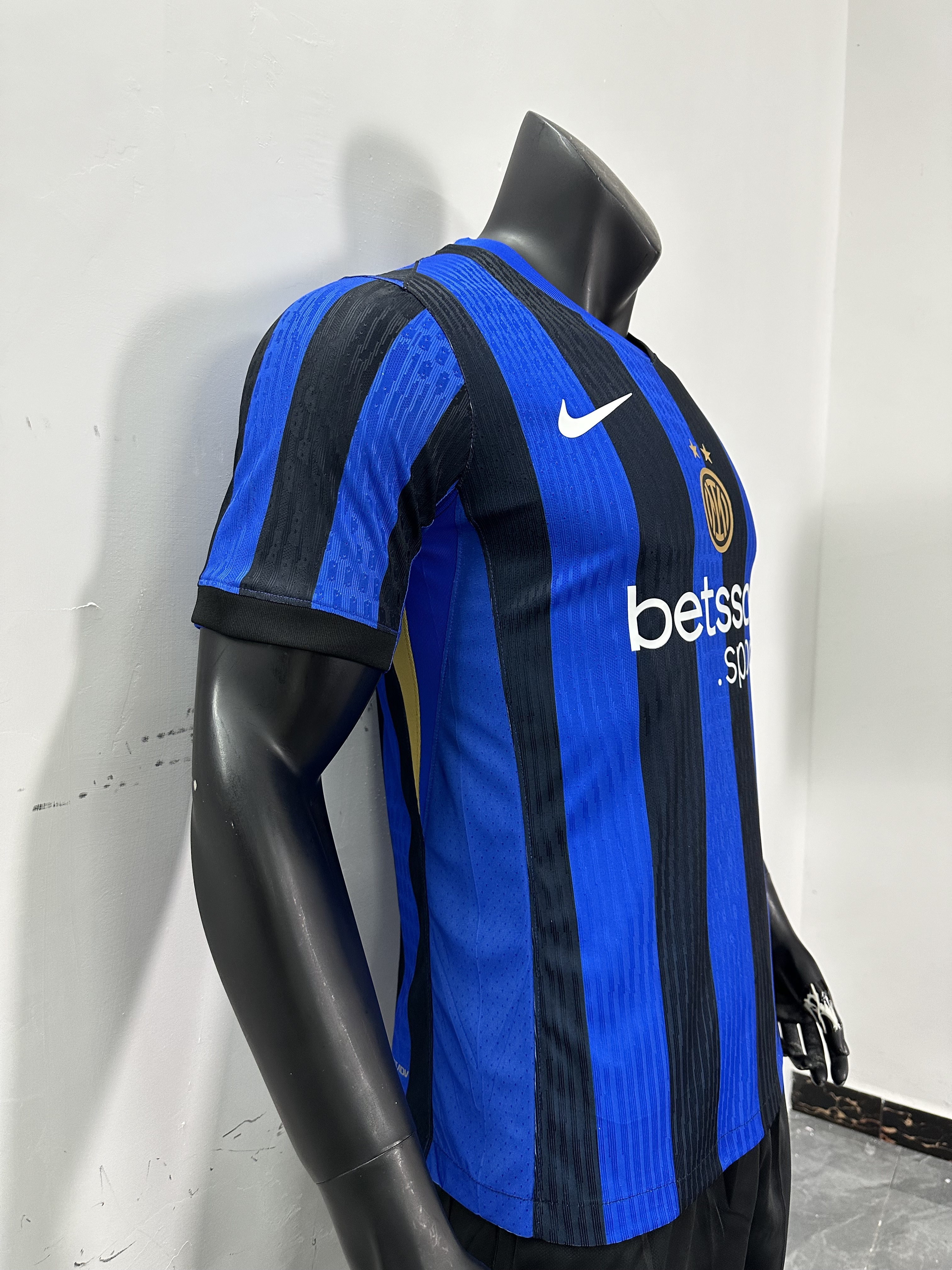Camiseta Inter de Milán, Local 24-25