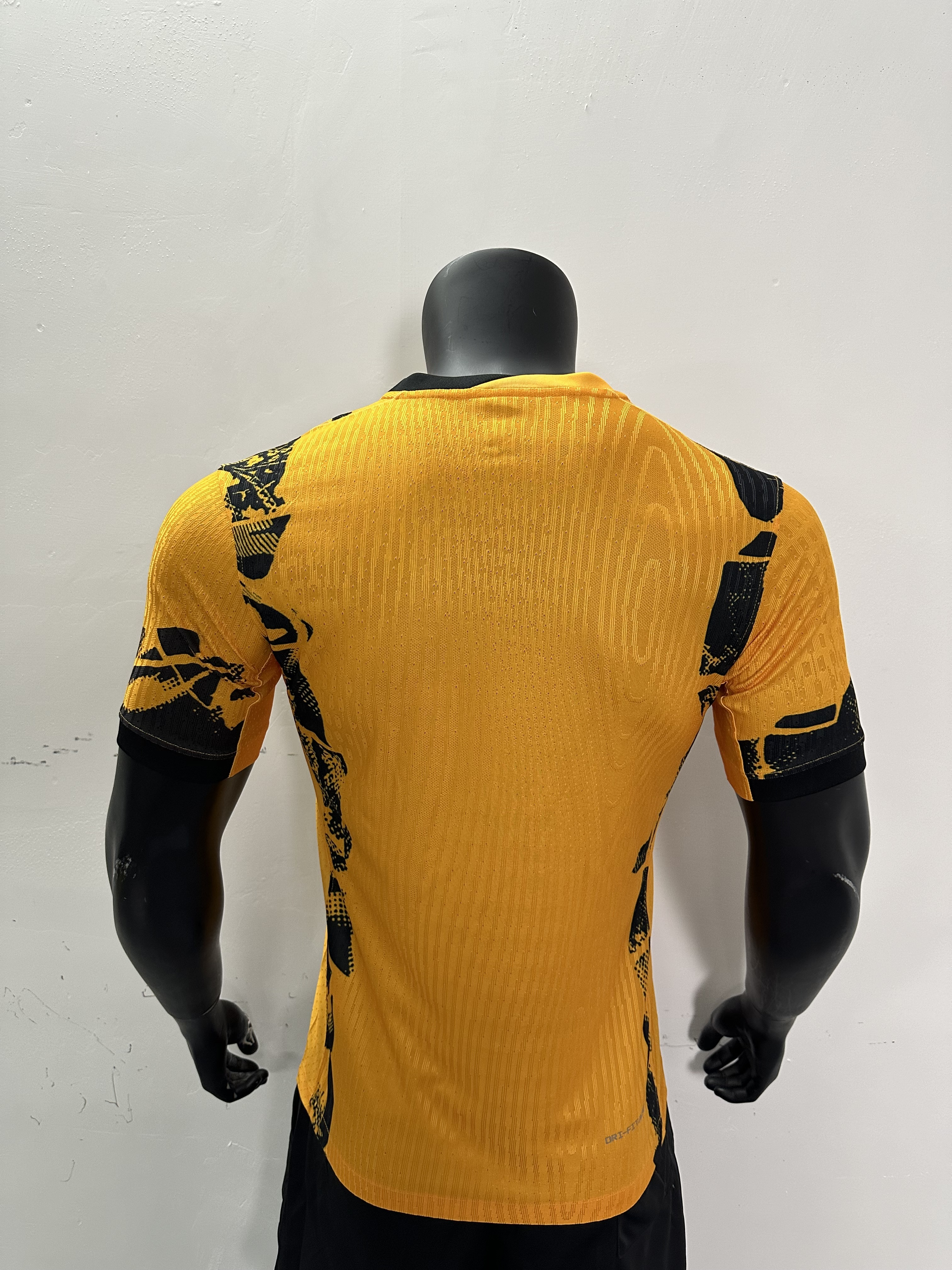 Camiseta Inter de Milan, Tercera 24-25