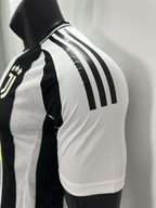 Camiseta Juventus, Local 24-25