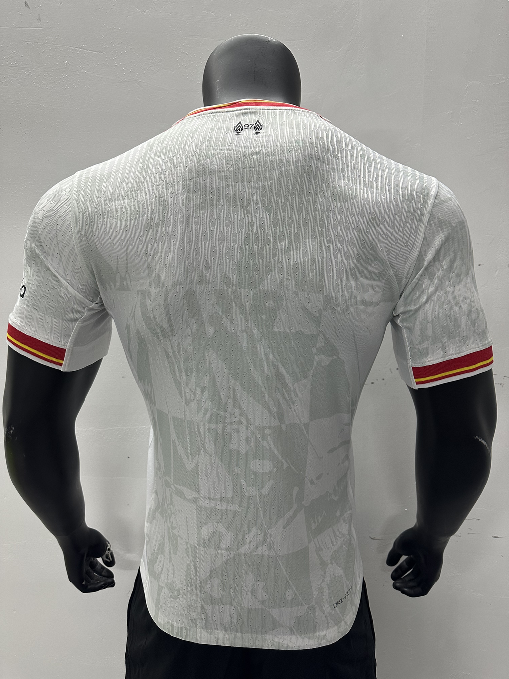 Camiseta Liverpool, Tercera 24-25