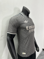 Camiseta Real Madrid, Tercera 24-25