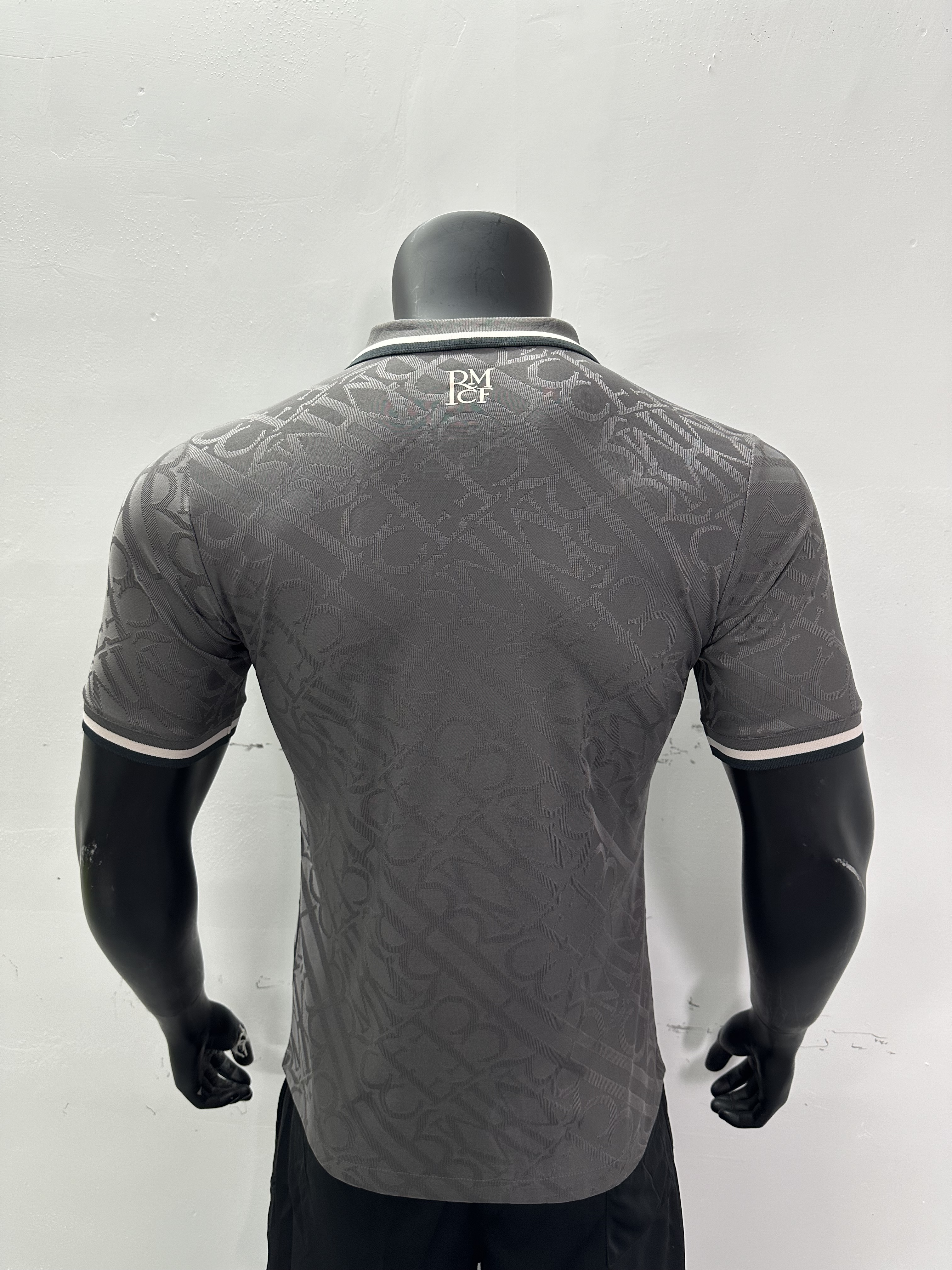 Camiseta Real Madrid, Tercera 24-25