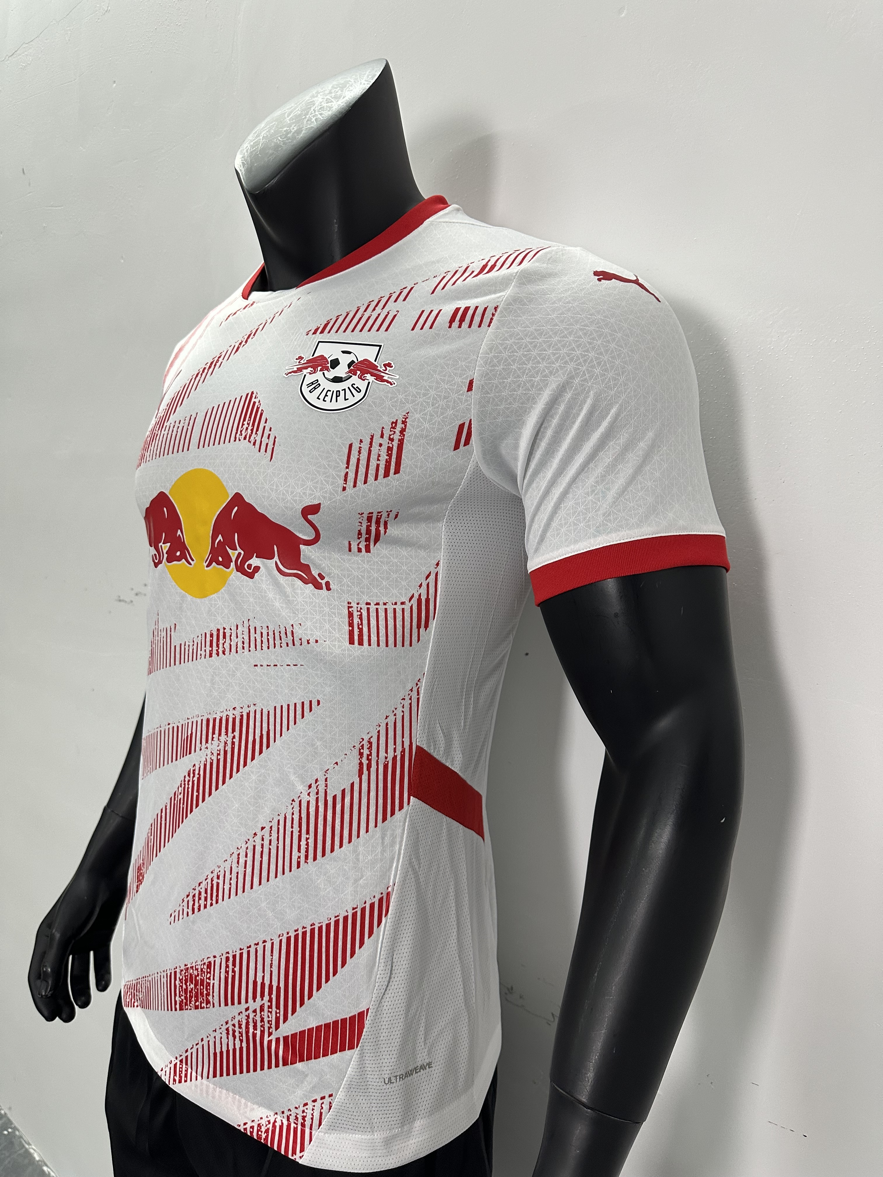 Camiseta RB Leipzig, Local 24-25