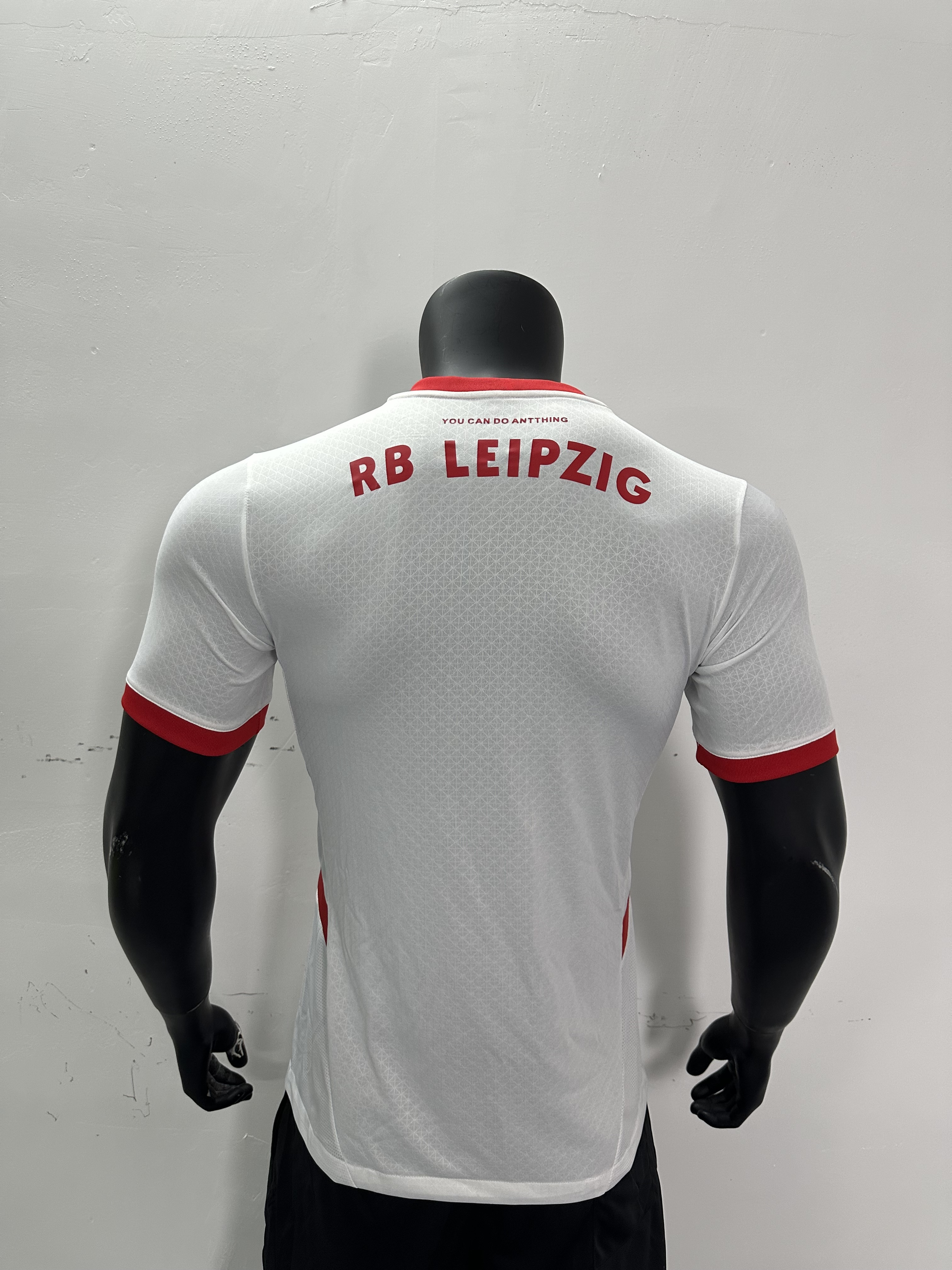 Camiseta RB Leipzig, Local 24-25