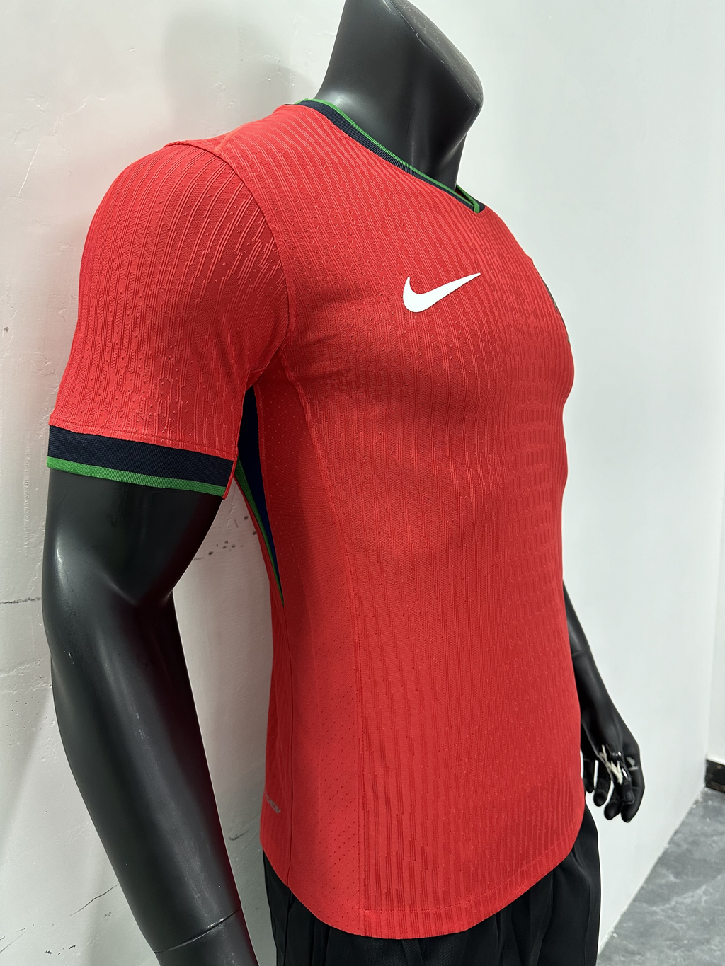 Camiseta Portugal, Local Euro Copa 24-25