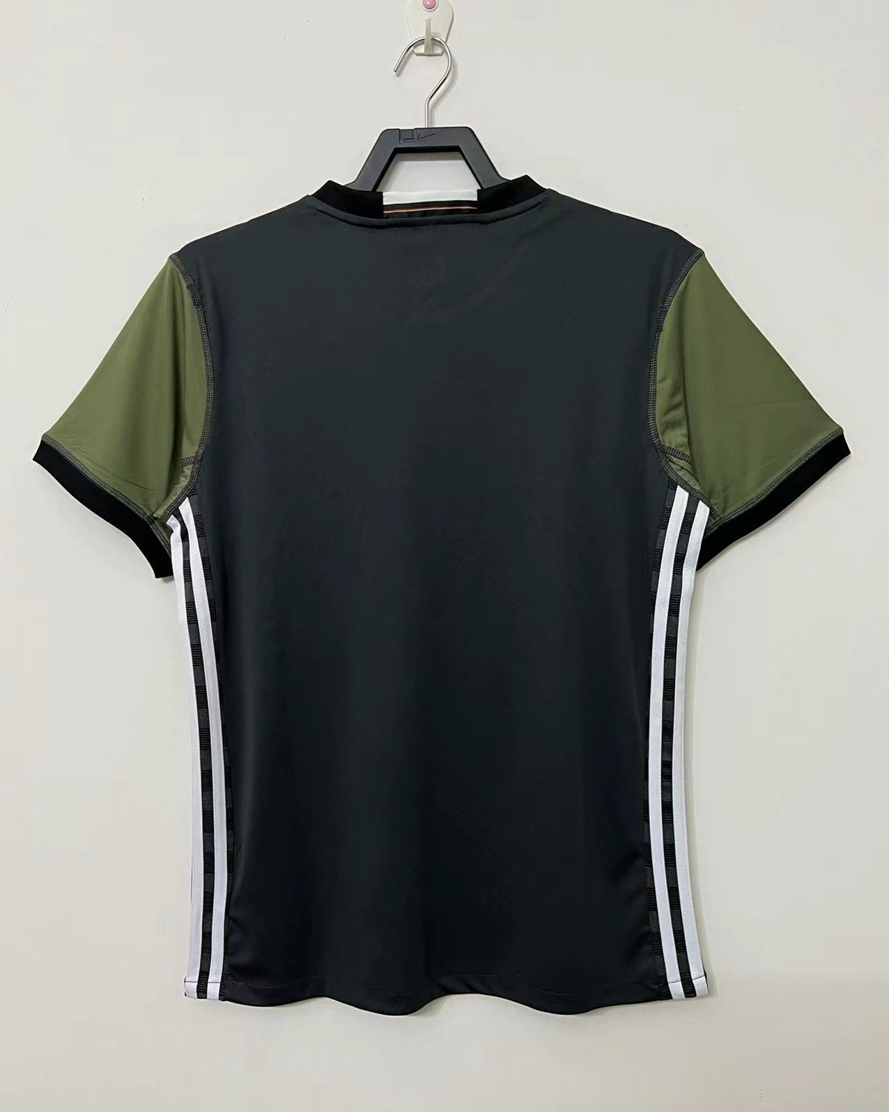 Camiseta Alemania, Visitante 2016