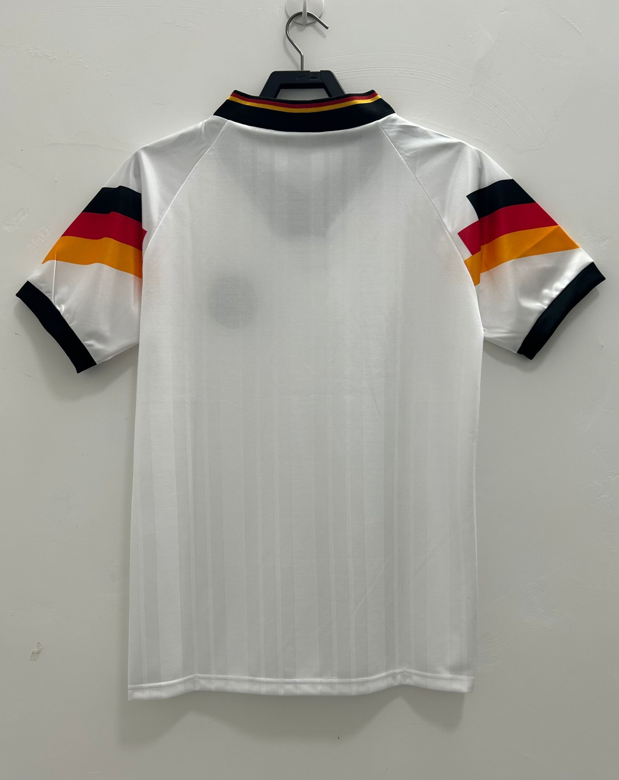 Camiseta Alemania, Local 1992