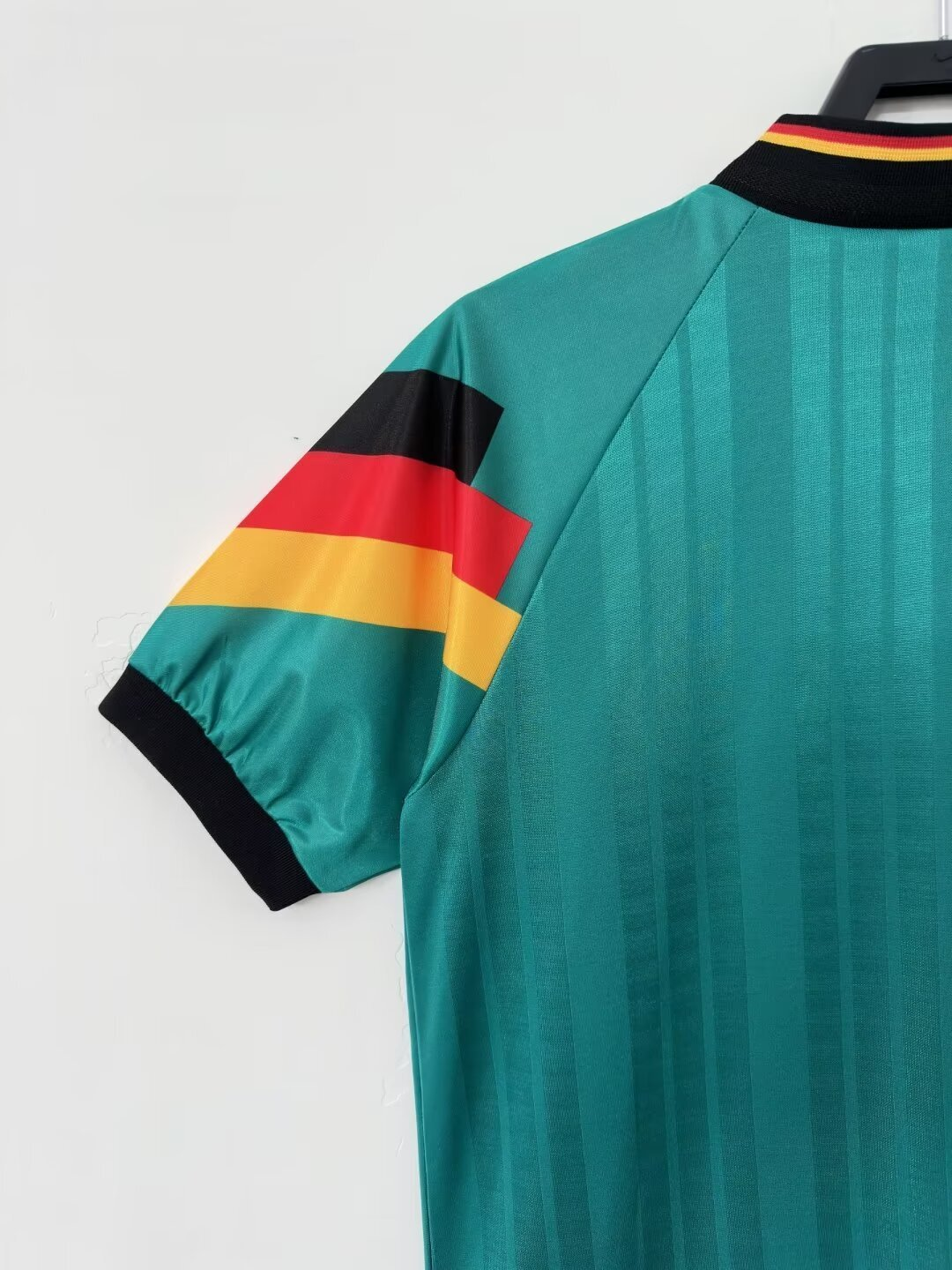 Camiseta Alemania, Visitante 1992