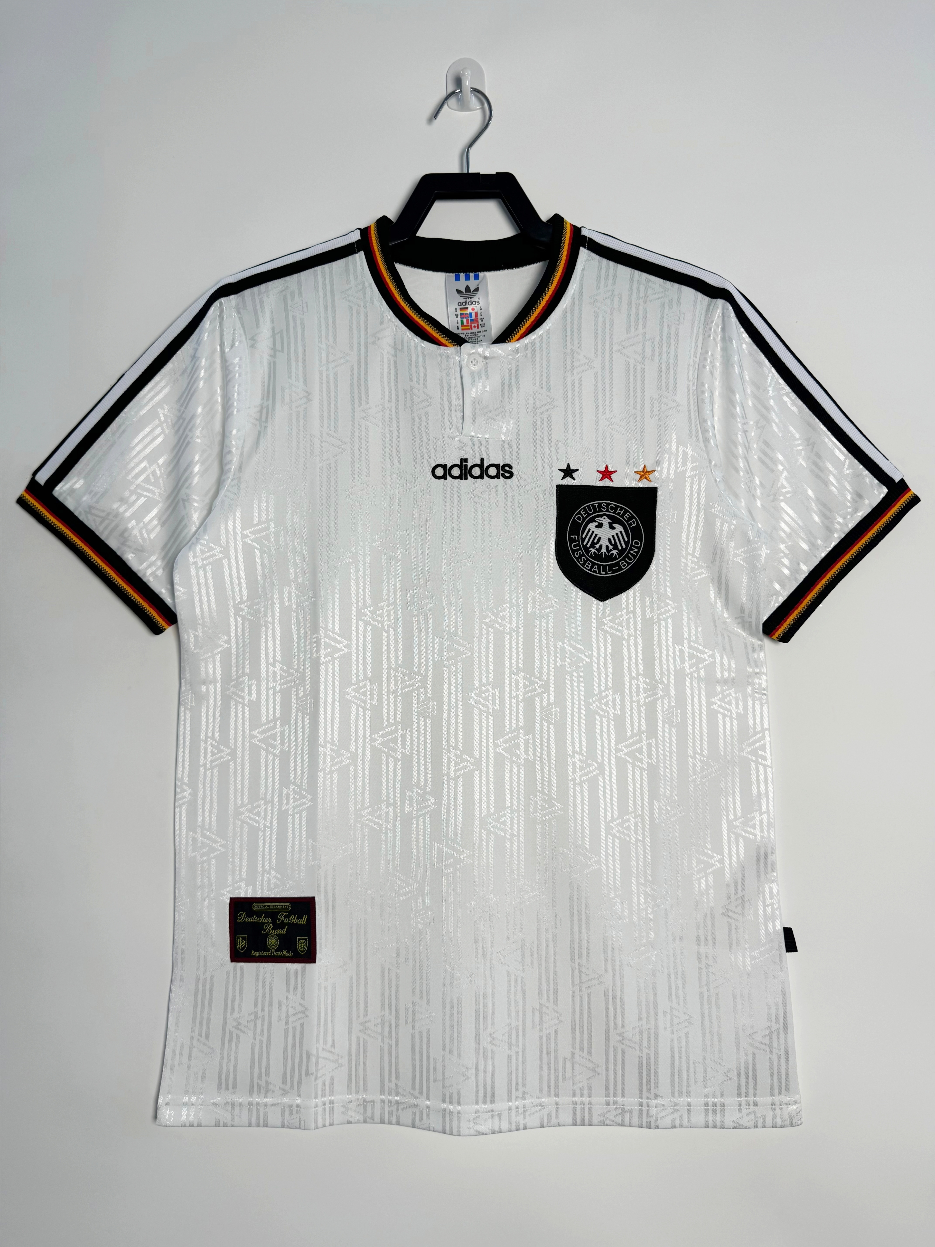 Camiseta Alemania, Local 1996