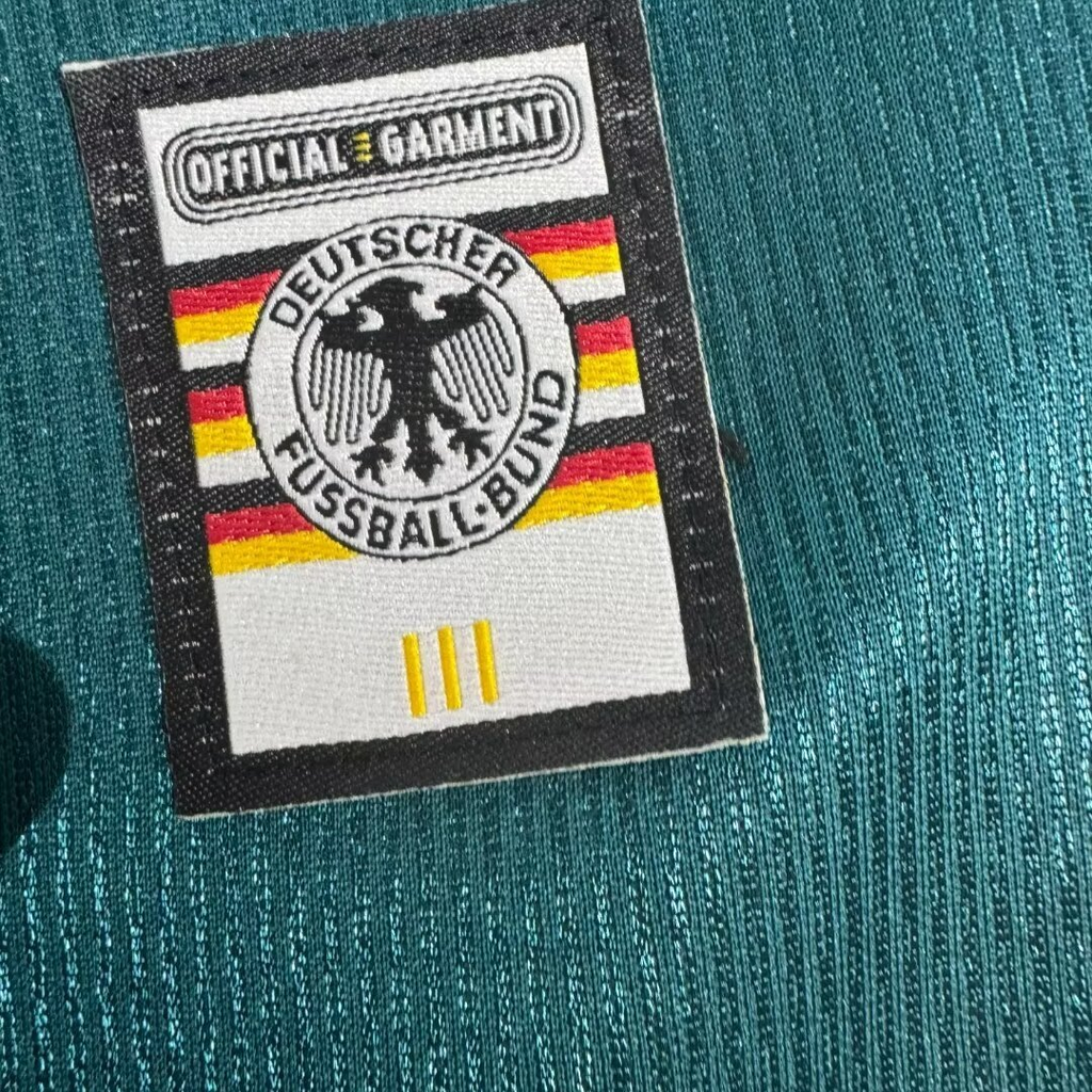 Camiseta Alemania, Visitante 1998