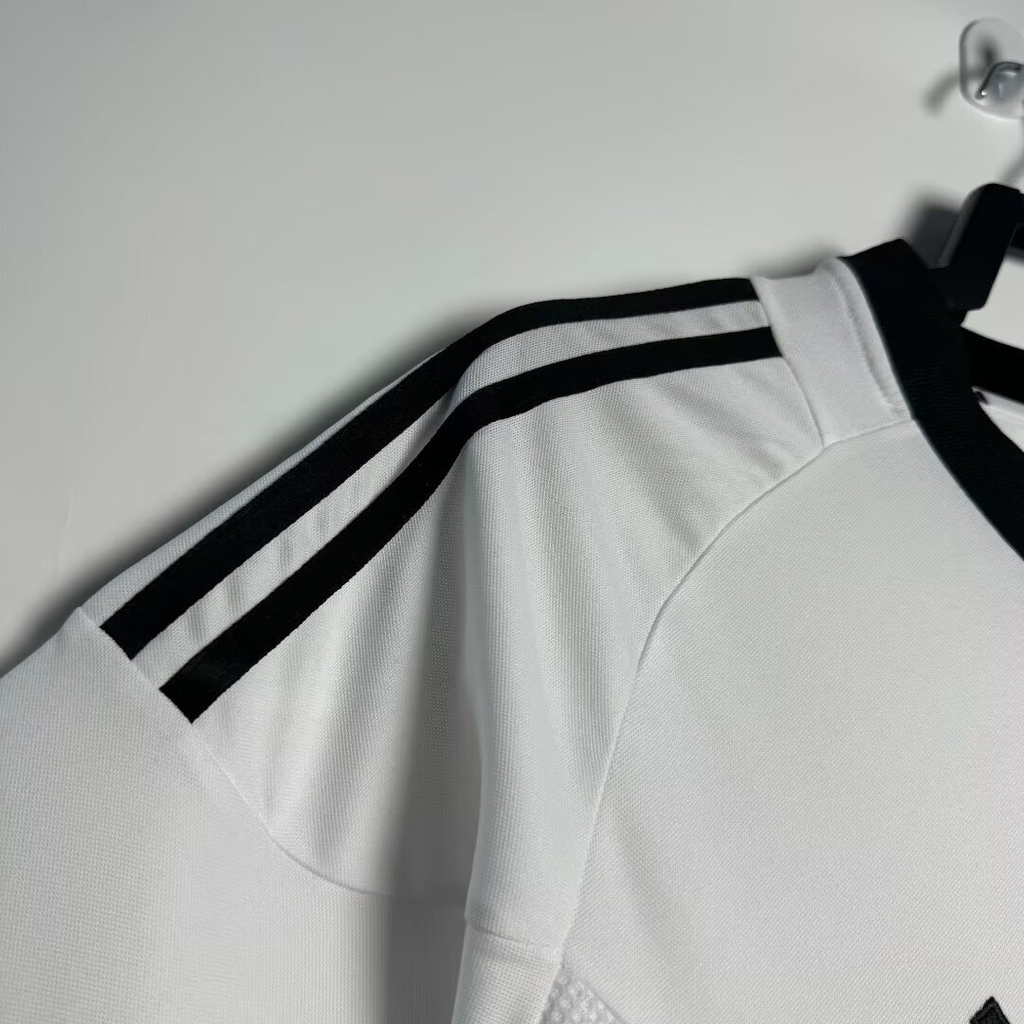 Camiseta Alemania, Local 2002