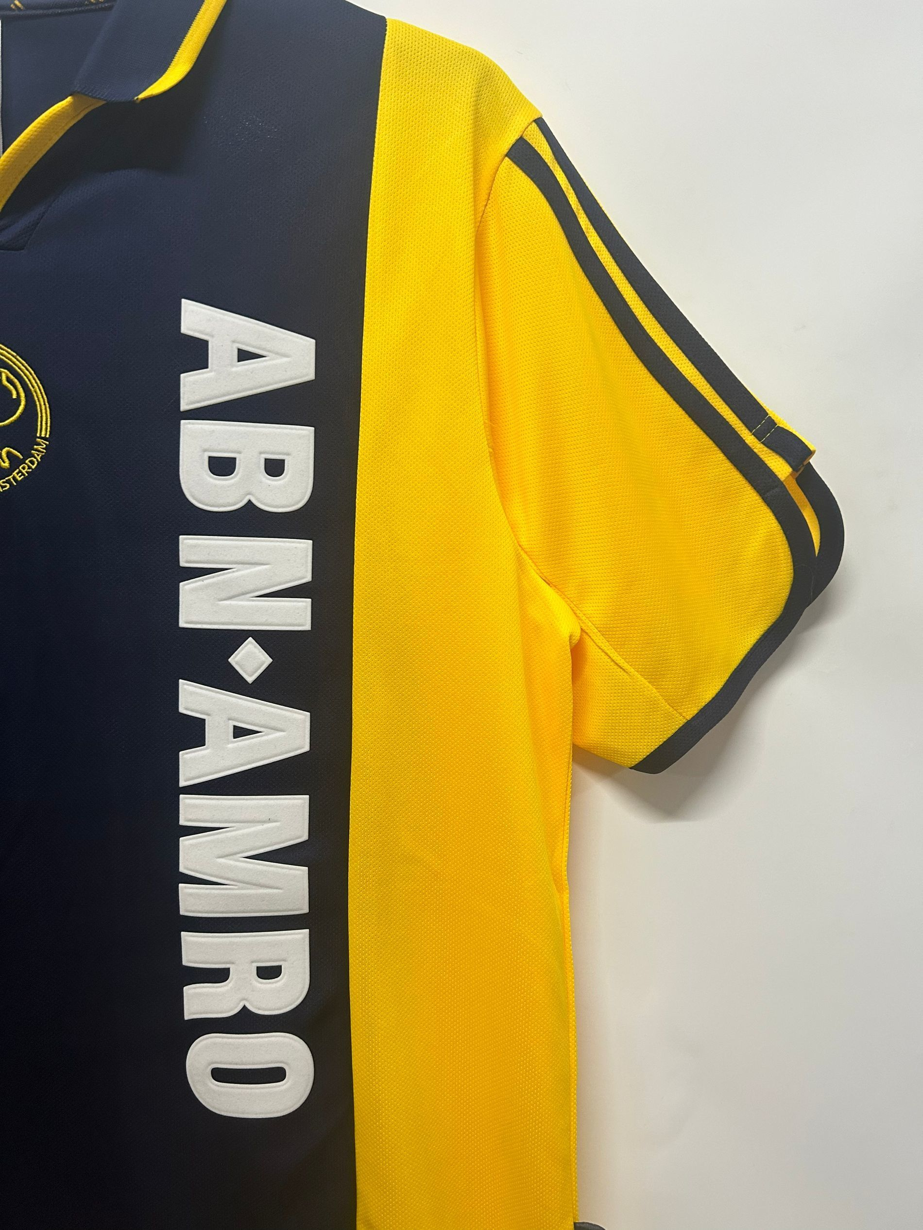 Camiseta Ajax, Local 00-01
