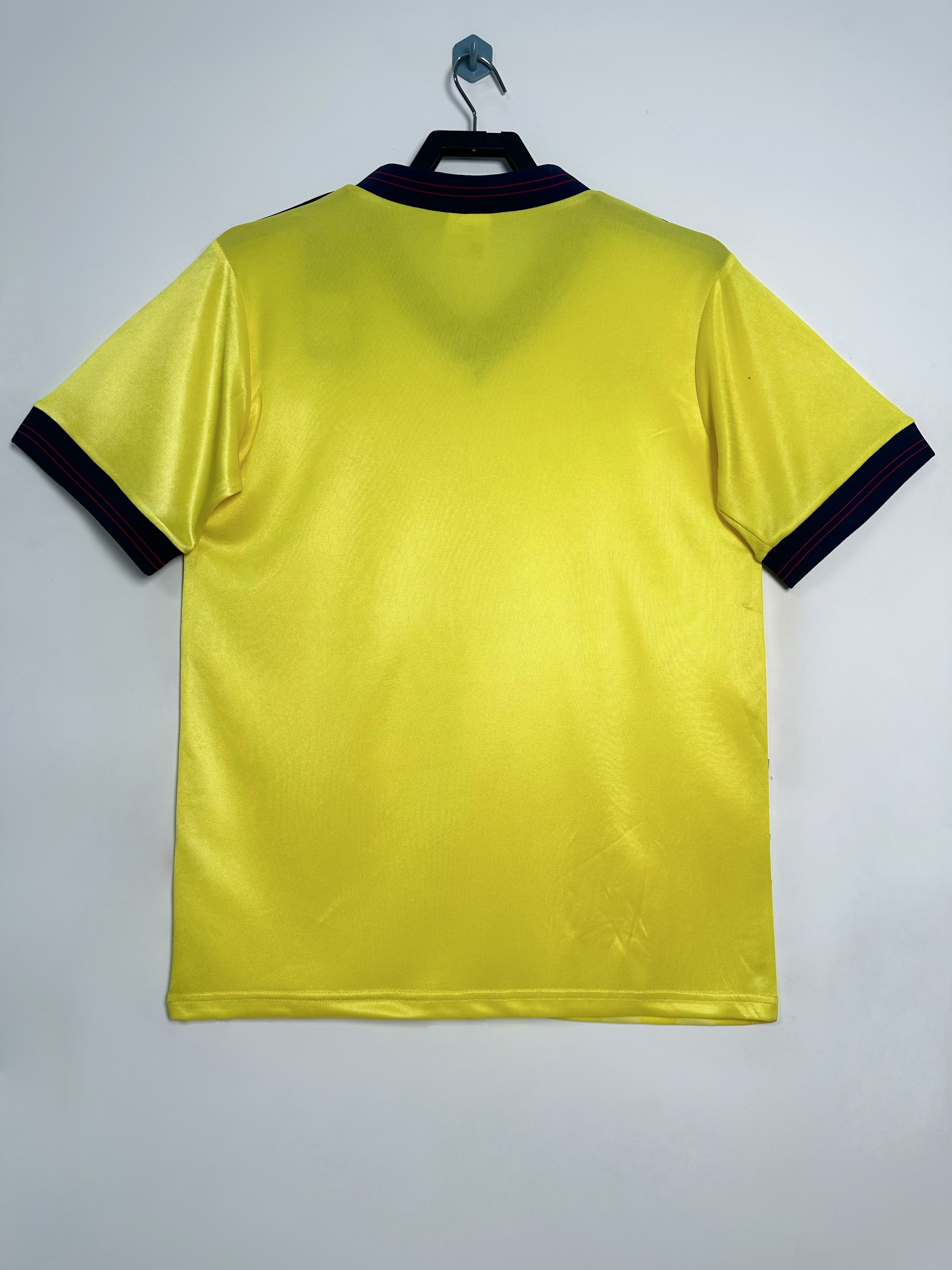 Camiseta Arsenal, Visitante 83-86