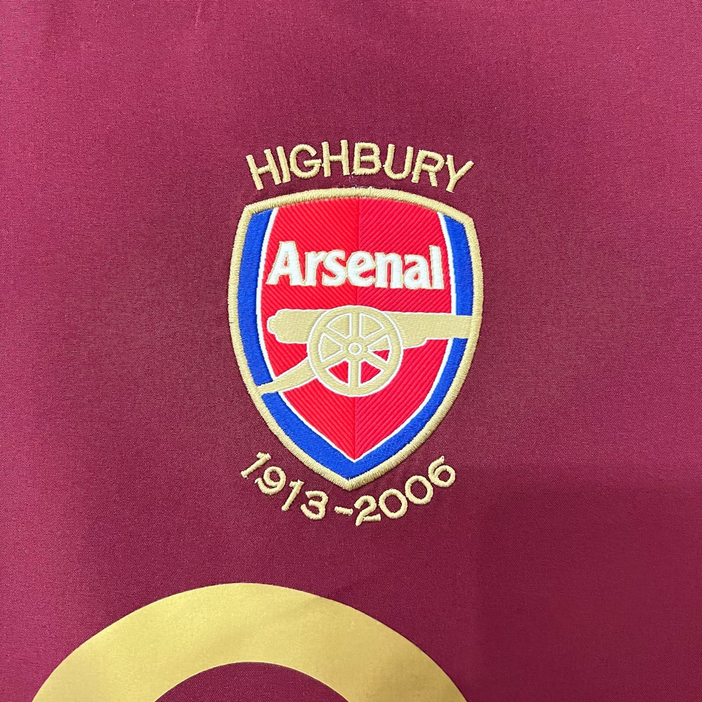 Camiseta Arsenal, Local 05-06