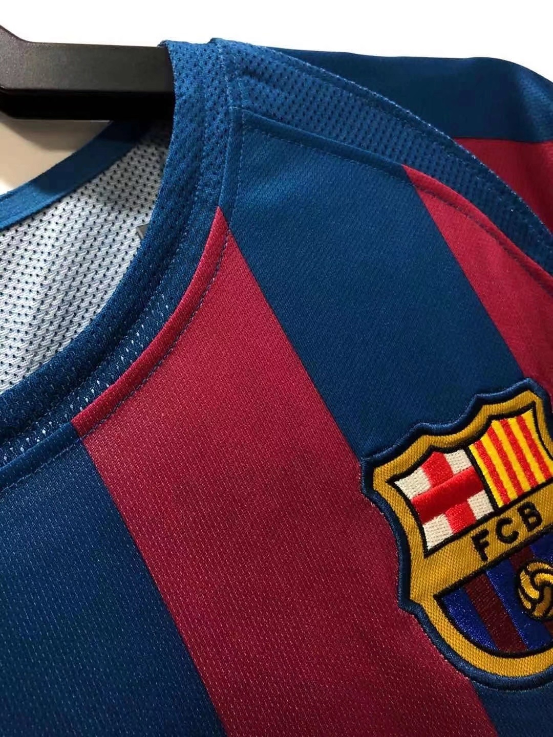 Camiseta FC Barcelona, Local Champions 05-06