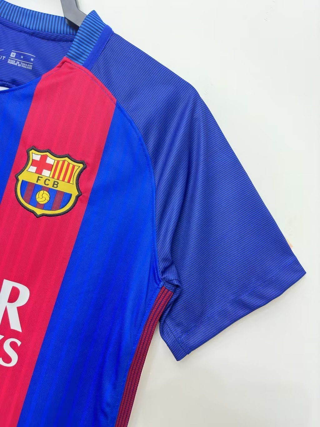 Camiseta FC Barcelona, Local 16-17