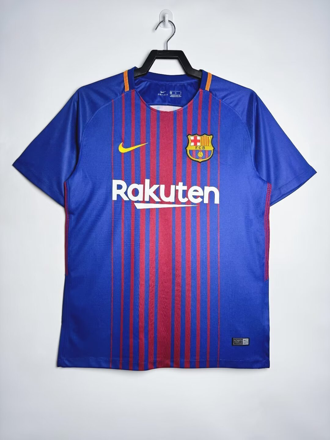 Camiseta FC Barcelona, Local 17-18