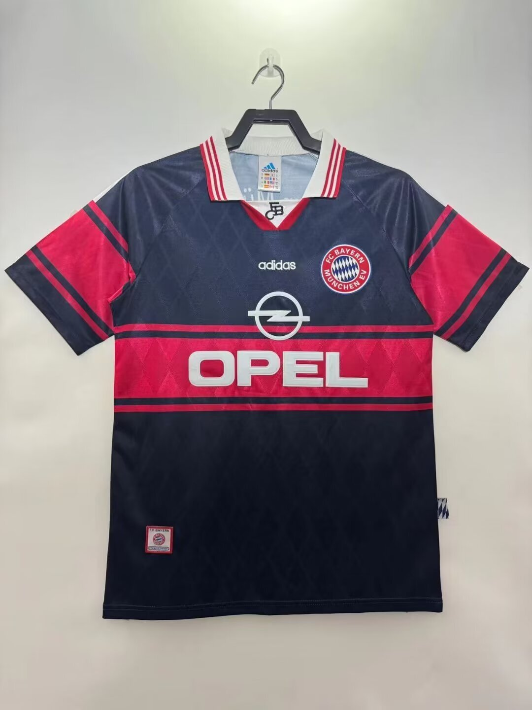 Camiseta Bayern Munich, Local 97-99