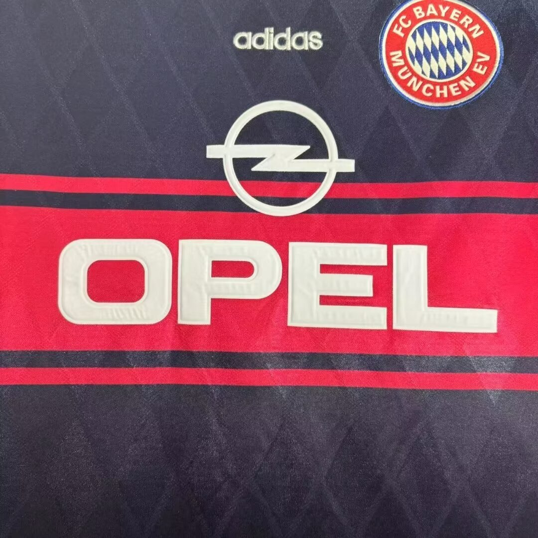 Camiseta Bayern Munich, Local 97-99