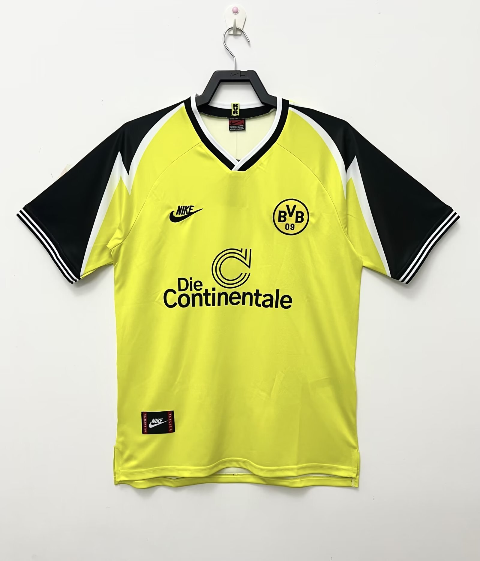 Camiseta Borussia Dortmund, Local 95-96