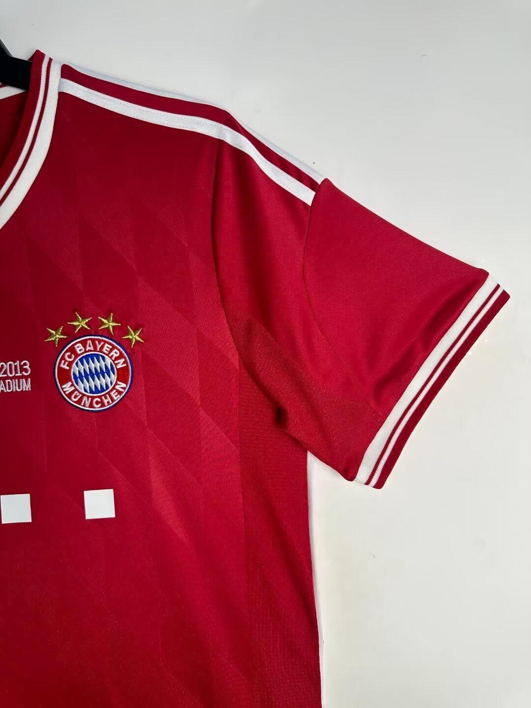 Camiseta Bayern Munich, Local 13-14