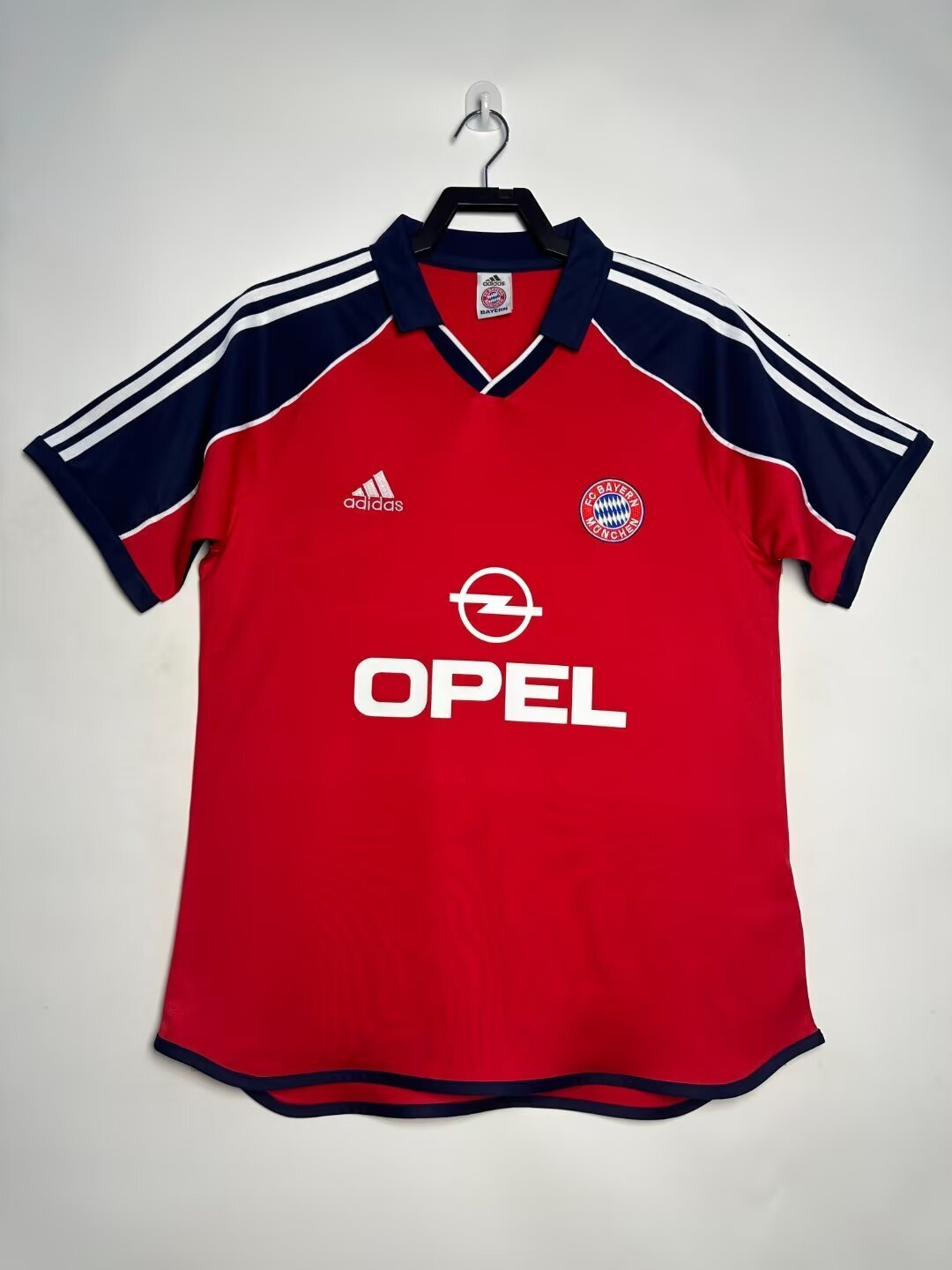 Camiseta Bayern Munich, Local 99-01