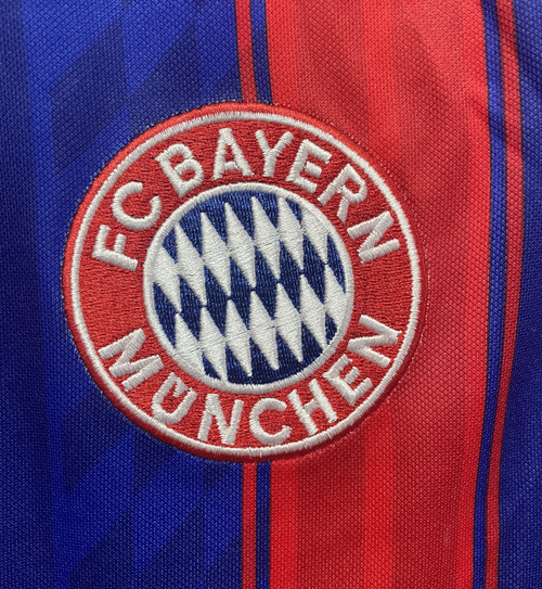 Camiseta Bayern Munich, Local 95-97