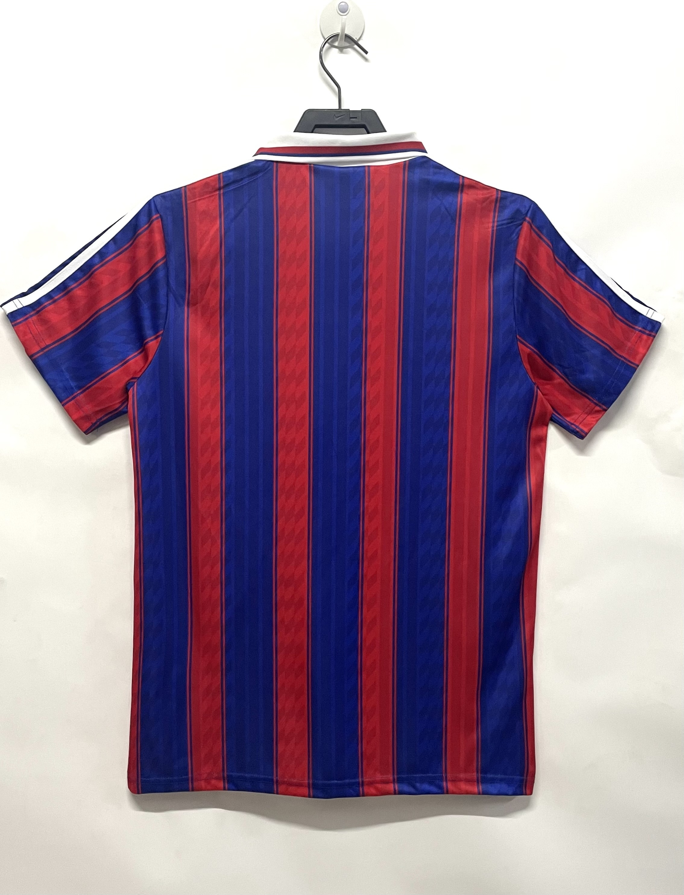 Camiseta Bayern Munich, Local 95-97