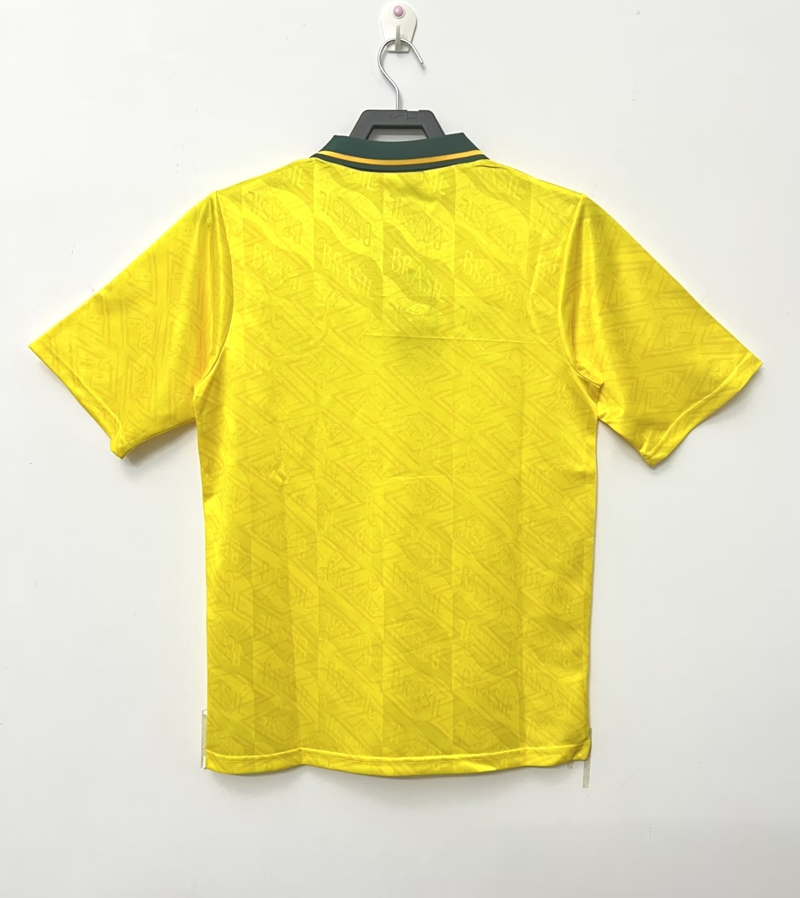 Camiseta Brasil, Local 91-93