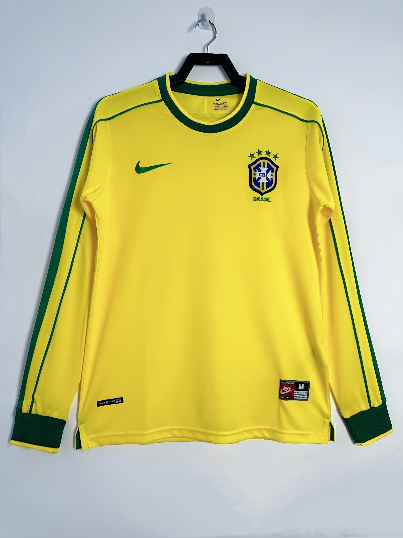 Camiseta Manga Larga Brasil, Local 1998