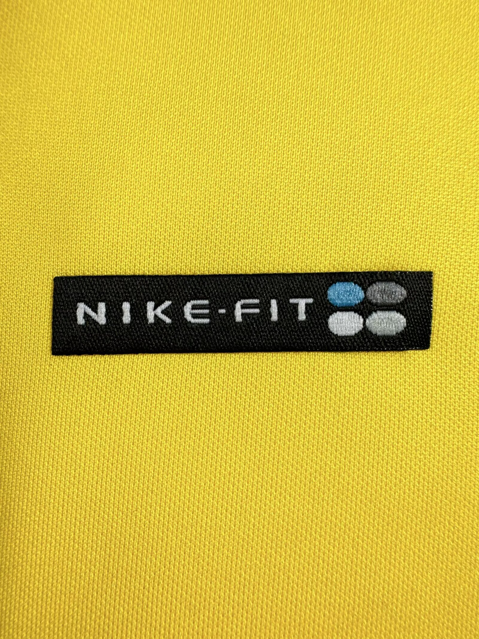 Camiseta Manga Larga Brasil, Local 1998