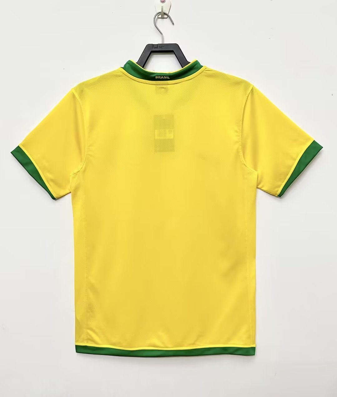 Camiseta Brasil, Local 2006