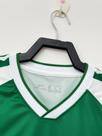 Camiseta Beijing Guoan, Local 1996