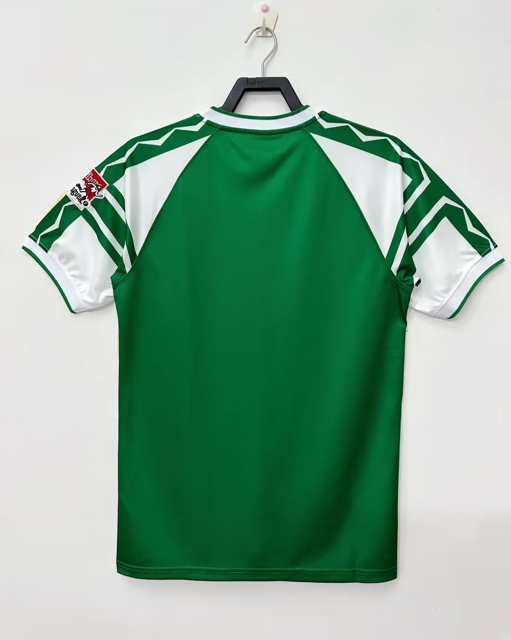 Camiseta Beijing Guoan, Local 1996
