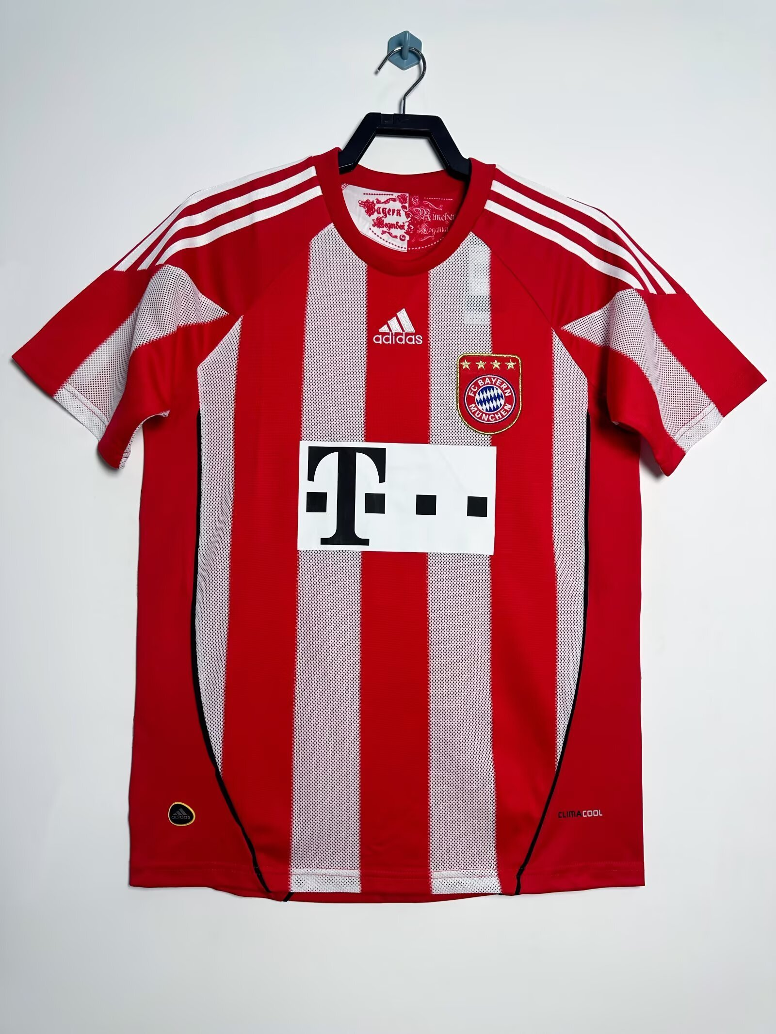 Camiseta Bayern Múnich, Local 10-11