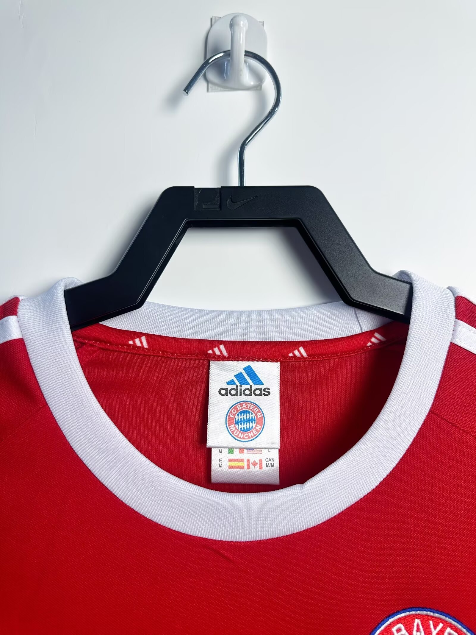 Camiseta Bayern Múnich, Local 00-01