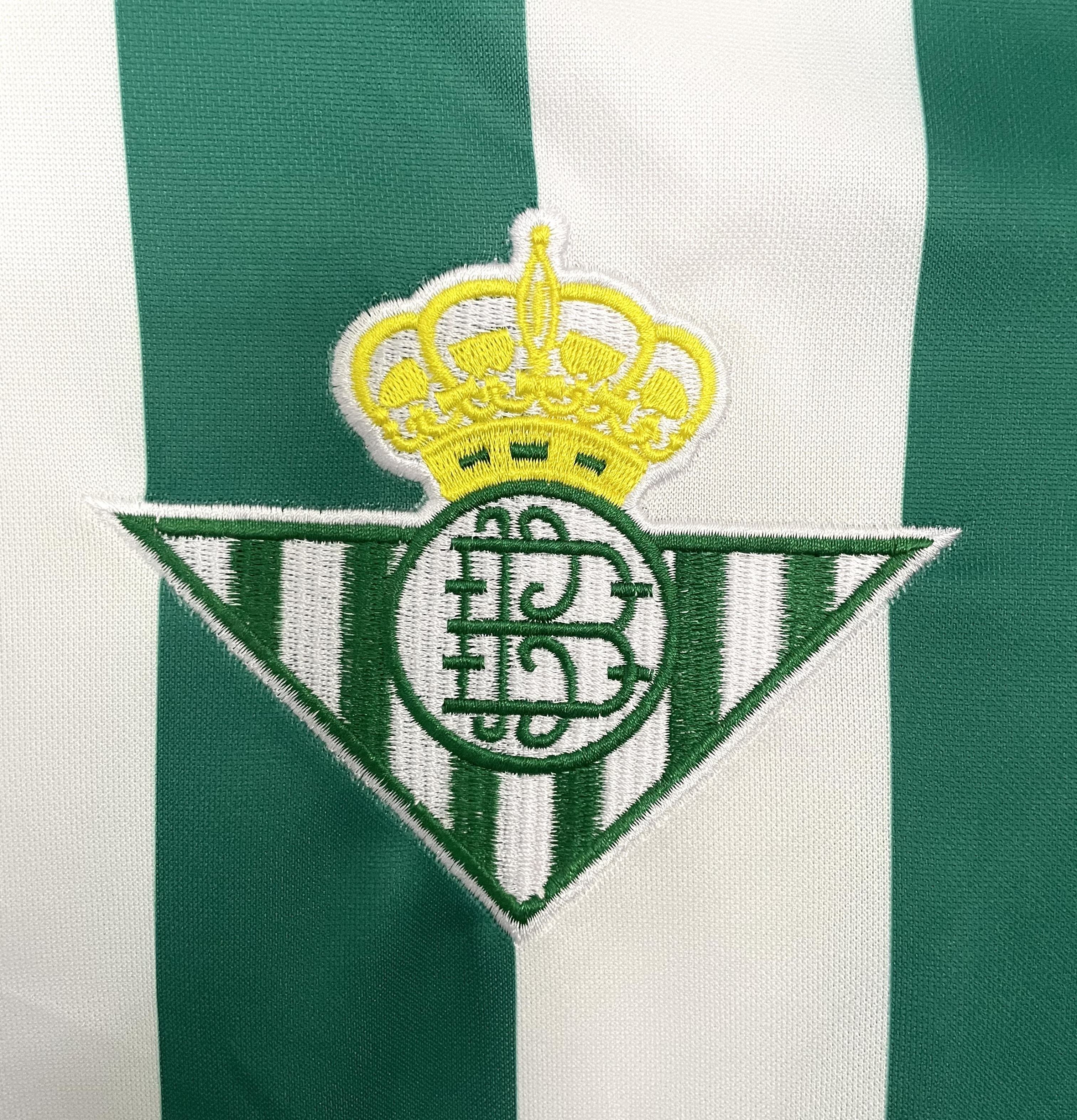 Camiseta Betis, Local 76-77