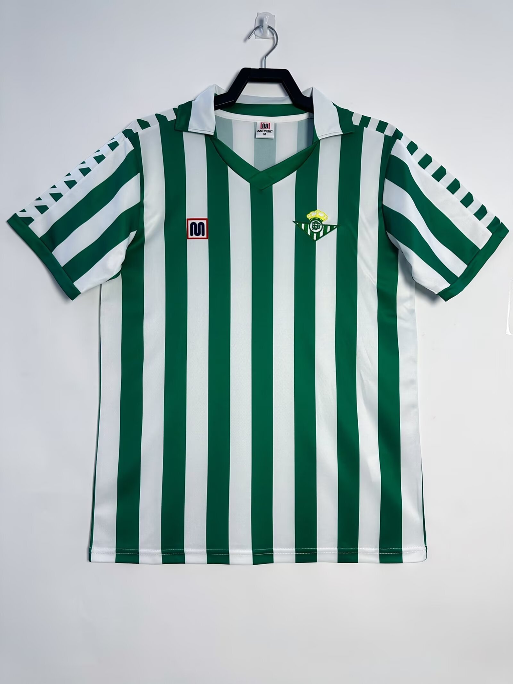 Camiseta Betis, Local 82-85