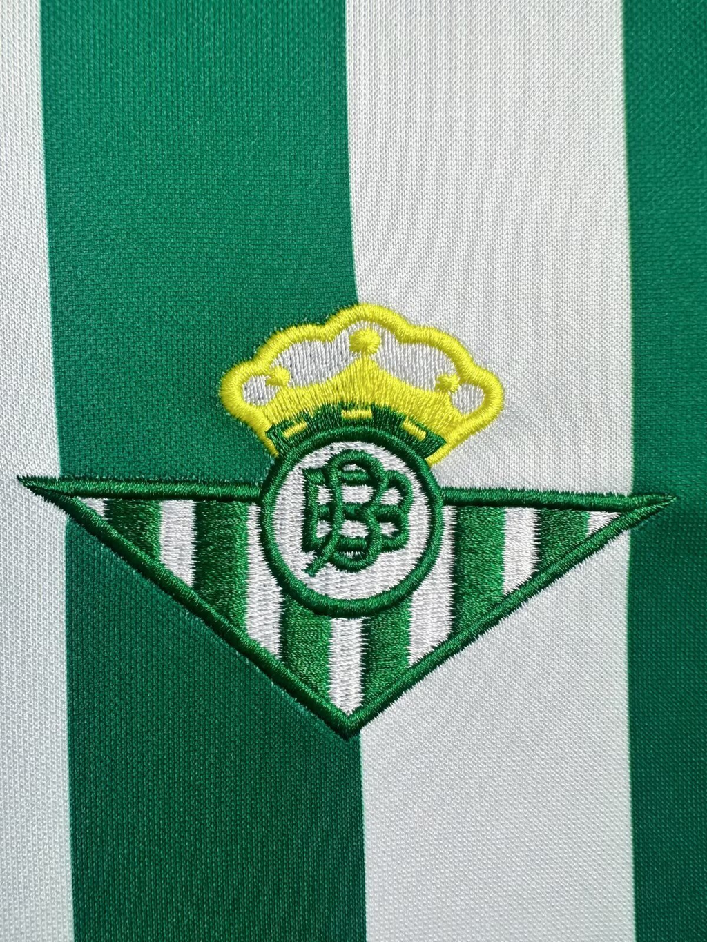 Camiseta Betis, Local 82-85