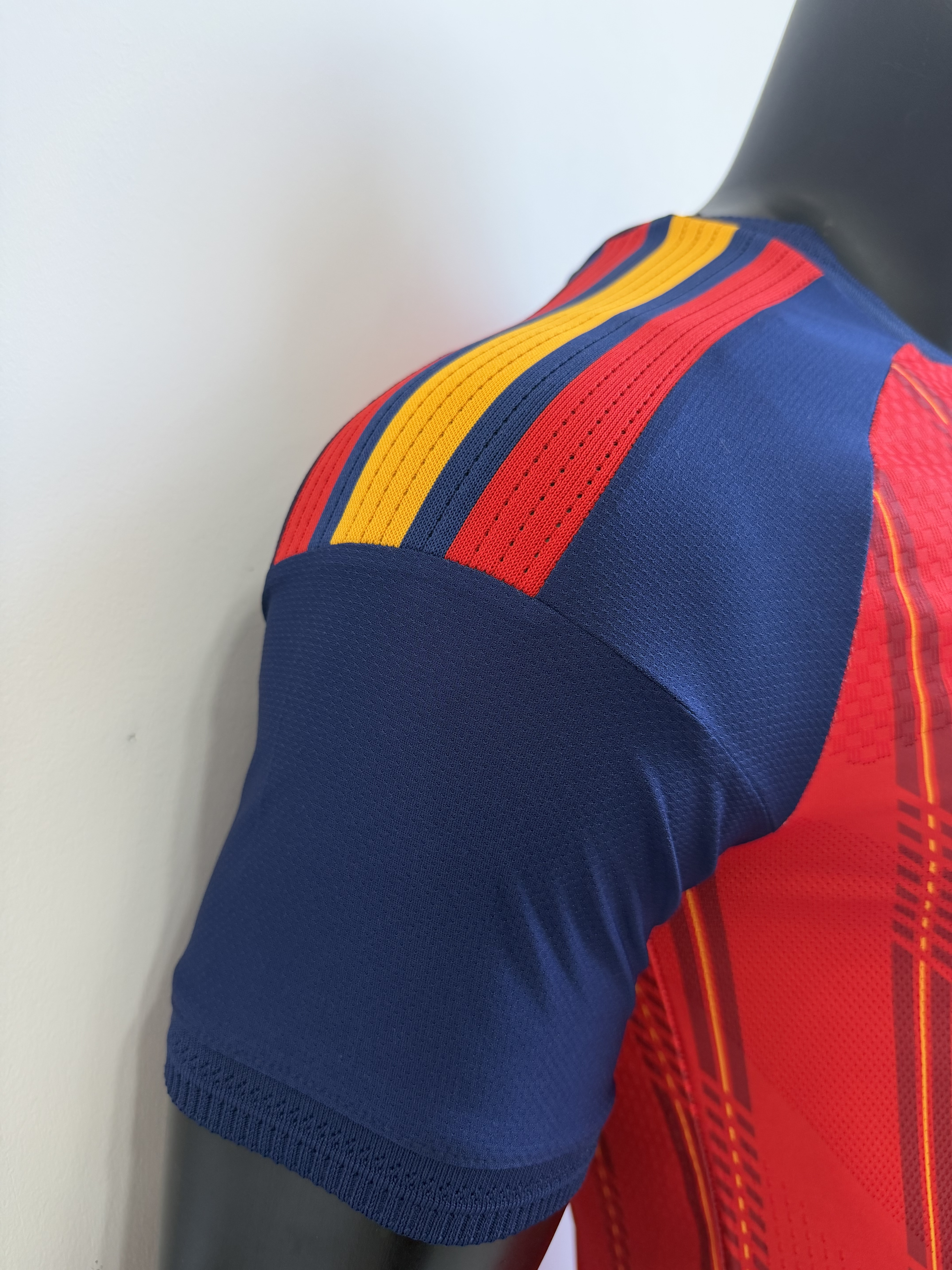 Camiseta España, Local Mundial 2026